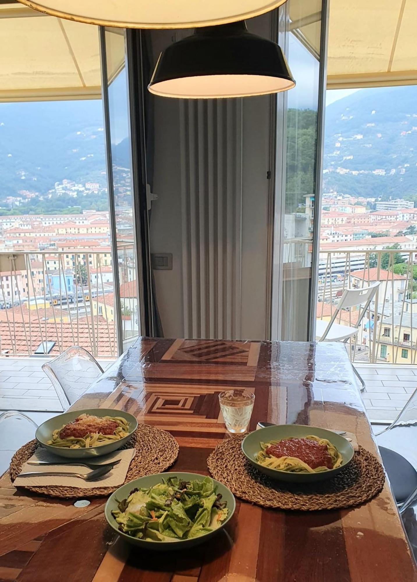 City View La Spezia Bagian luar foto